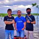 Tim Banthayoid saat turun memberikan bantuan kepada masyarakat korban banjir di Desa Buhu, Kecamatan Talaga Jaya, Kabupaten Gorontalo. Foto: Dok banthayoid