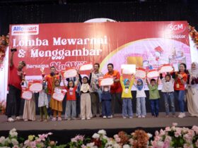 Ribuan anak memadati Gedung Sumber Ria, Gorontalo, untuk mengikuti Lomba Mewarnai dan Menggambar yang digelar Alfamart bersama SGM Eksplor.