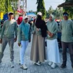 Pemdes Molopatodu turut memeriahkan jalan sehat HUT ke-81 RI di Kecamatan Bongomeme. Selain menjaga kebugaran, kegiatan ini menjadi momentum mempererat silaturahmi dan semangat kebersamaan. Sabtu, (15/8). Foto: Dok istimewa.
