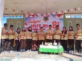 Pemdes Liyoto mengikuti peringatan Hari Pramuka ke-65 tingkat Kecamatan Bongomeme. Kades Imran Ahyar menekankan pentingnya disiplin, gotong royong, kepedulian, dan pengabdian bagi generasi muda. Jumat, (14/8).Foto: Dok istimewa.