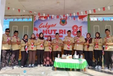 Pemdes Liyoto mengikuti peringatan Hari Pramuka ke-65 tingkat Kecamatan Bongomeme. Kades Imran Ahyar menekankan pentingnya disiplin, gotong royong, kepedulian, dan pengabdian bagi generasi muda. Jumat, (14/8).Foto: Dok istimewa.