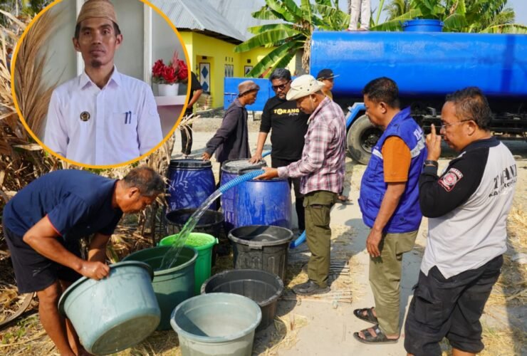 Warga Dusun Pilohalata, Desa Molopatodu, Kecamatan Bongomeme, Kabupaten Gorontalo, akhirnya mendapat bantuan air bersih dari Pemkab Gorontalo melalui Dinsos PMD. Senin, (21/8). Foto: Dok istimewa.
